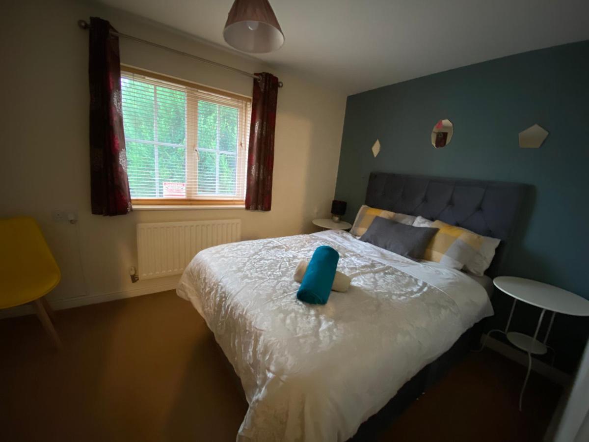 Wellingborough Cosy Hub Villa Great Harrowden Ngoại thất bức ảnh